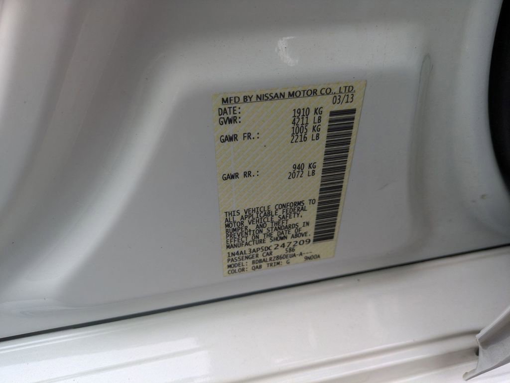 Used 2013 Nissan Altima 2.5 S FWD image 26