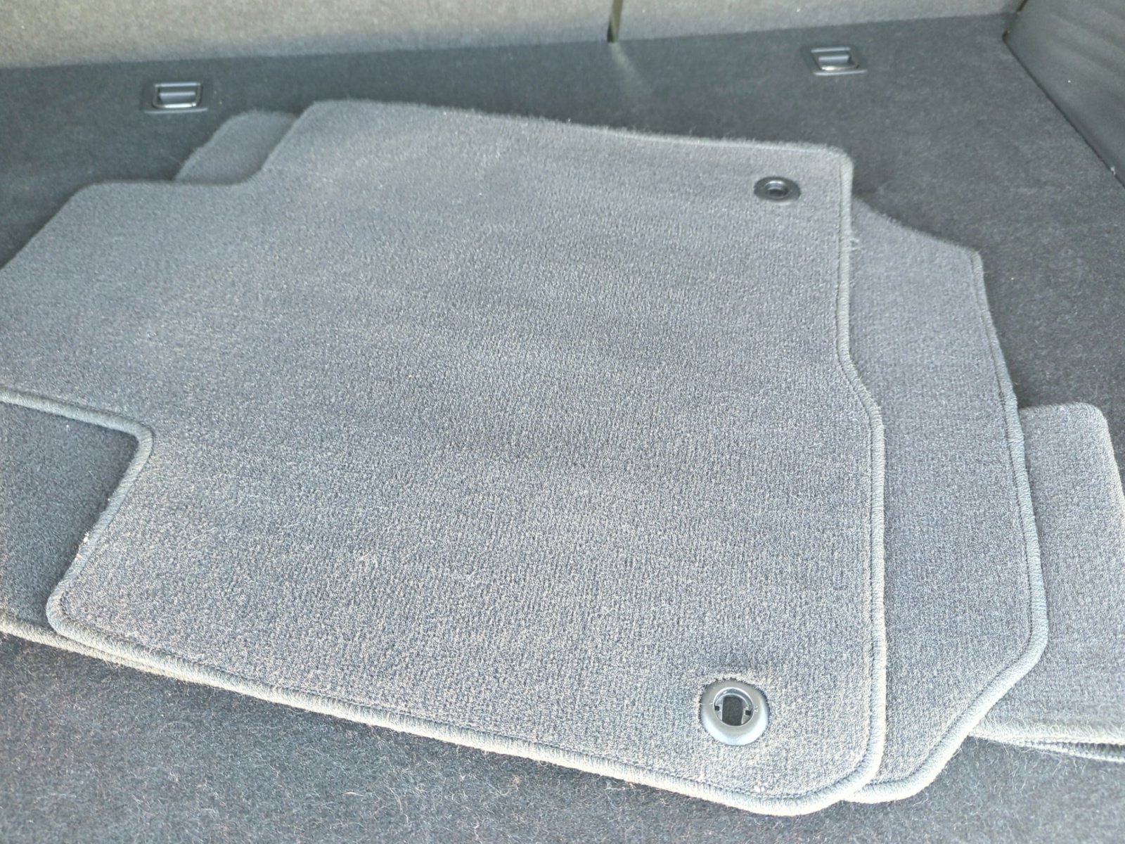 Used 2025 Honda HR-V LX image 29