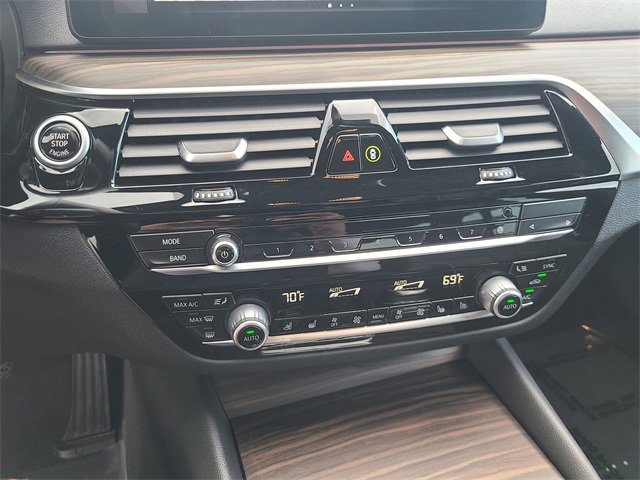 Used 2022 BMW 540i w/ Luxury Seating Package image 34