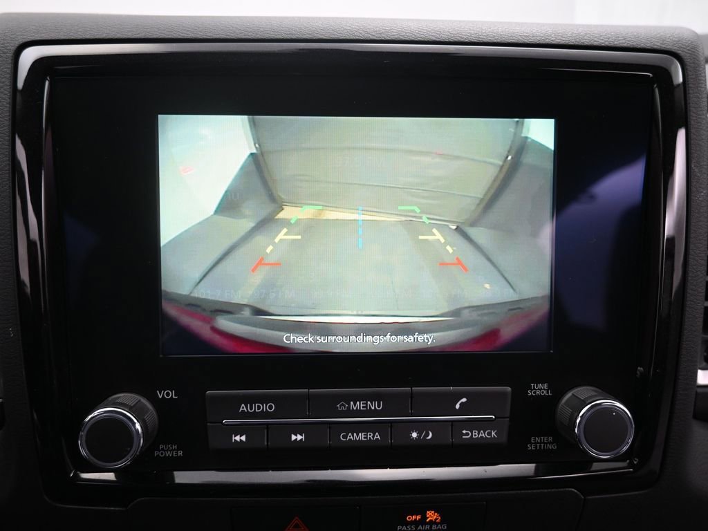 Used 2022 Nissan Frontier SV image 16