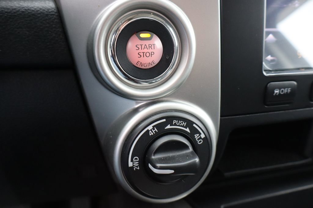 Used 2018 Nissan Titan PRO-4X image 19