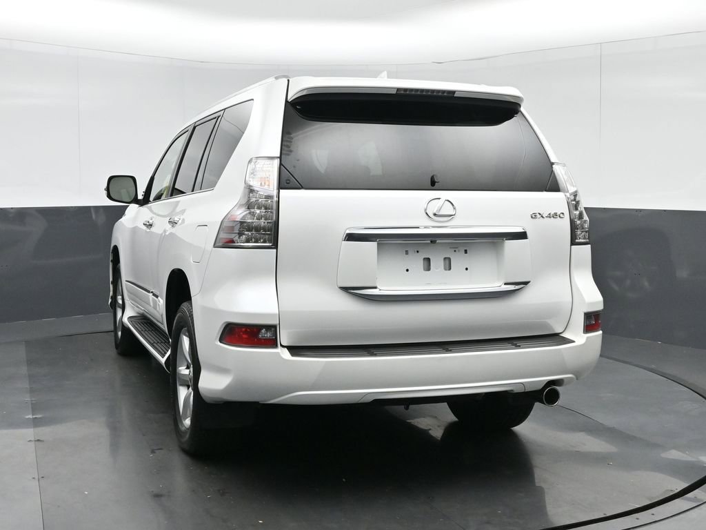 Used 2016 Lexus GX 460 w/ Navigation Package image 5
