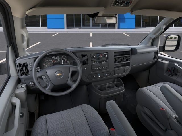 New 2026 Chevrolet Express 3500 LT w/ LT Preferred Equipment Group RWD image 15