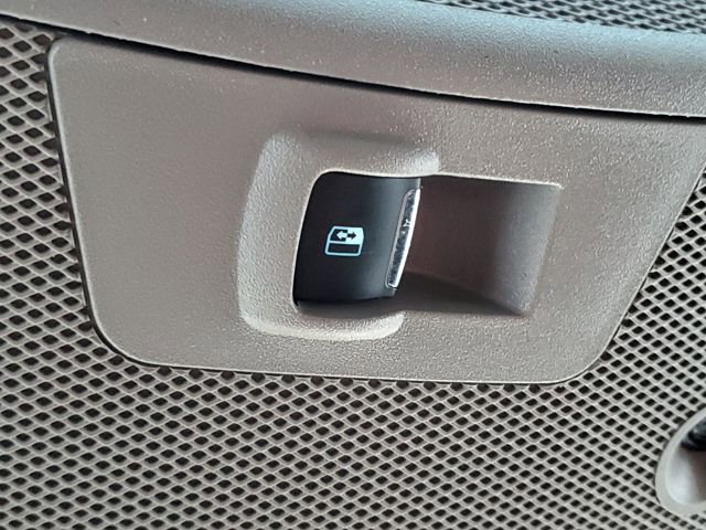 Used 2015 Ford F150 Lariat w/ Equipment Group 502A Luxury image 30