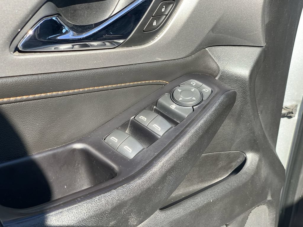 Certified 2020 Chevrolet Traverse LT FWD image 21