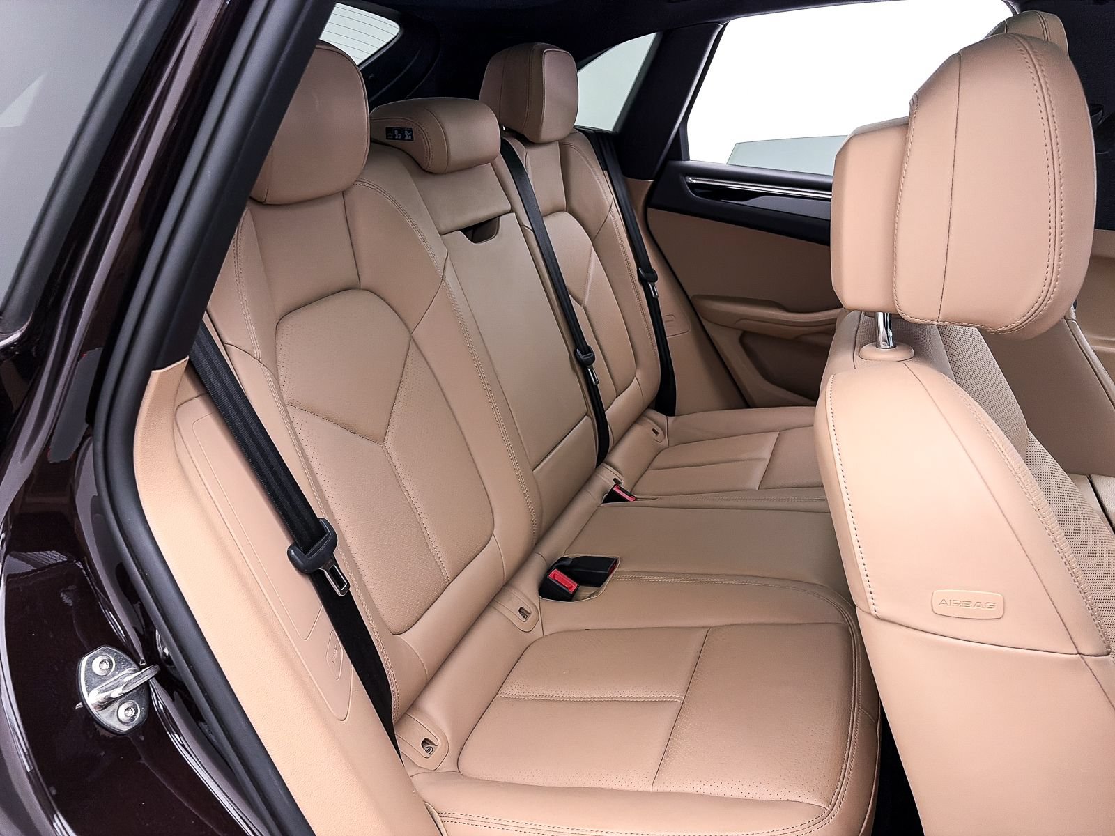 Used 2021 Porsche Macan S w/ Premium Package Plus AWD/4WD image 41