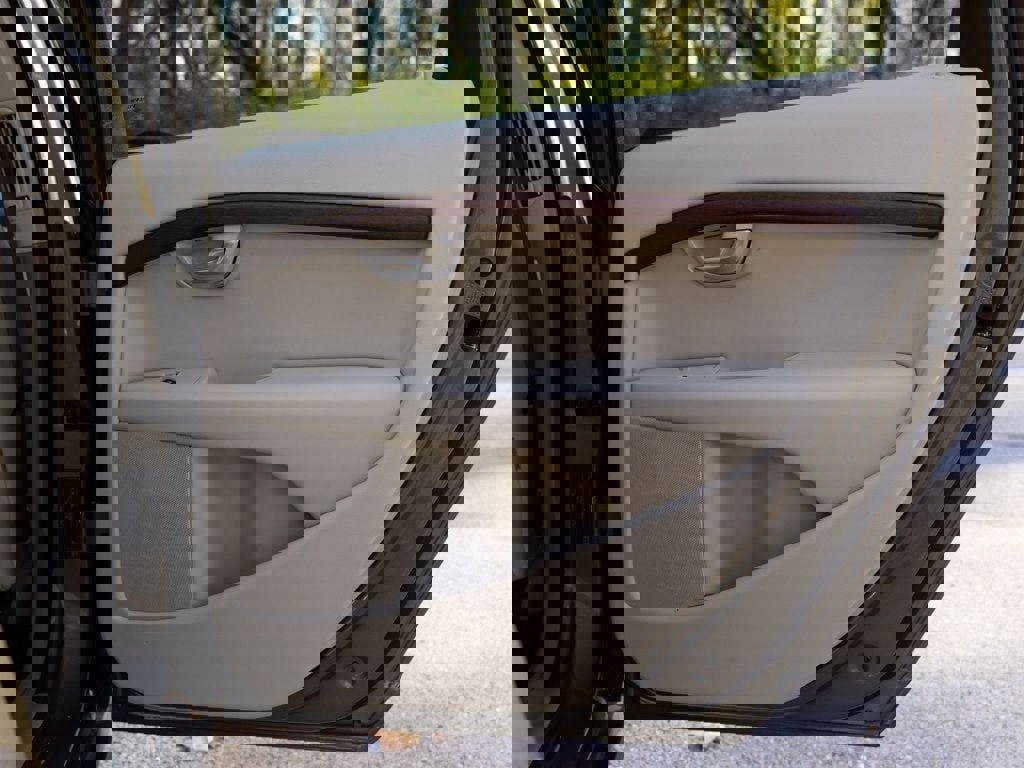 Used 2010 Volvo XC70 3.2 AWD/4WD image 40