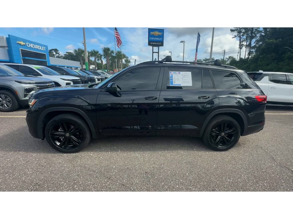 Used 2023 Volkswagen Atlas SEL R-Line AWD/4WD image 5