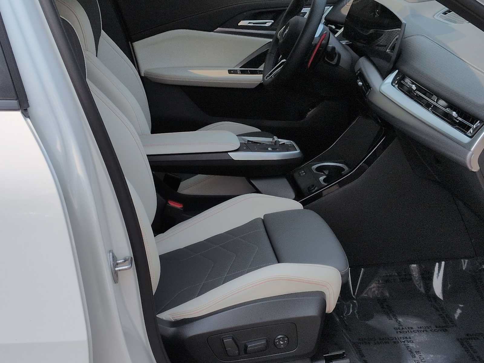 Used 2025 BMW X2 M35i w/ Premium Package AWD/4WD image 24