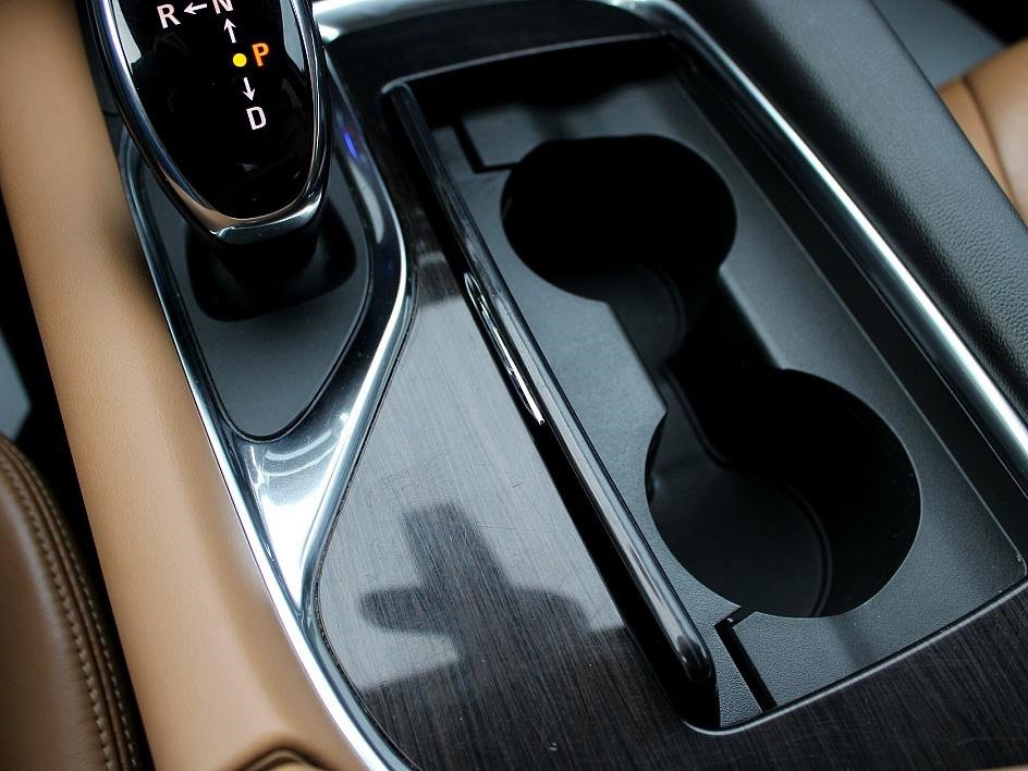 Used 2018 Buick Enclave Essence image 15