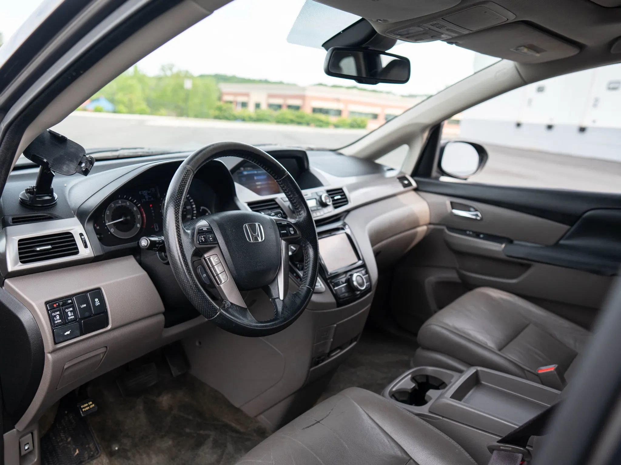 Used 2015 Honda Odyssey EX-L image 23