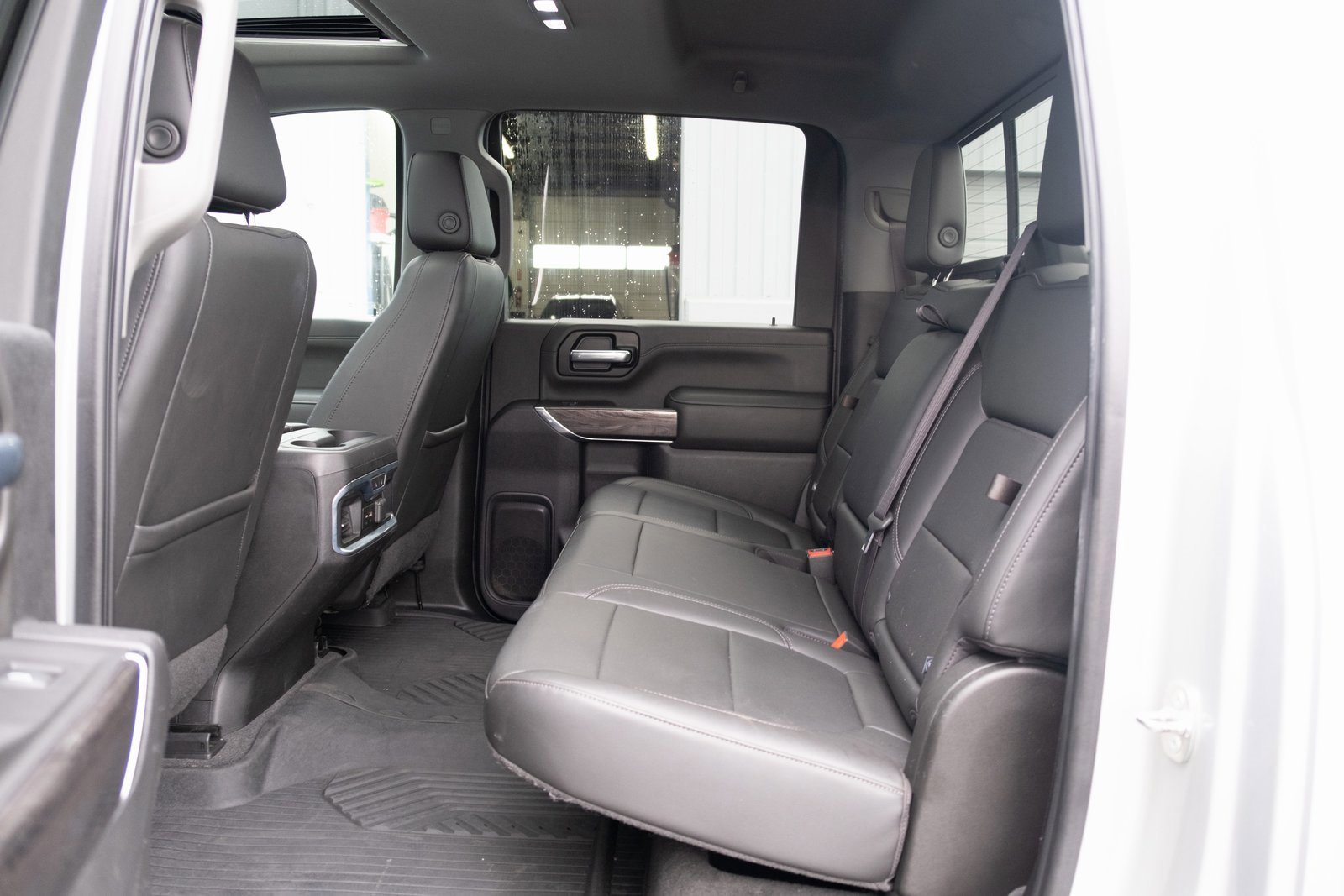 Used 2020 Chevrolet Silverado 3500 LTZ w/ LTZ Premium Package image 20