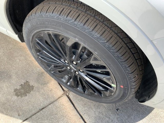 New 2026 Lincoln Corsair Premiere AWD/4WD image 10