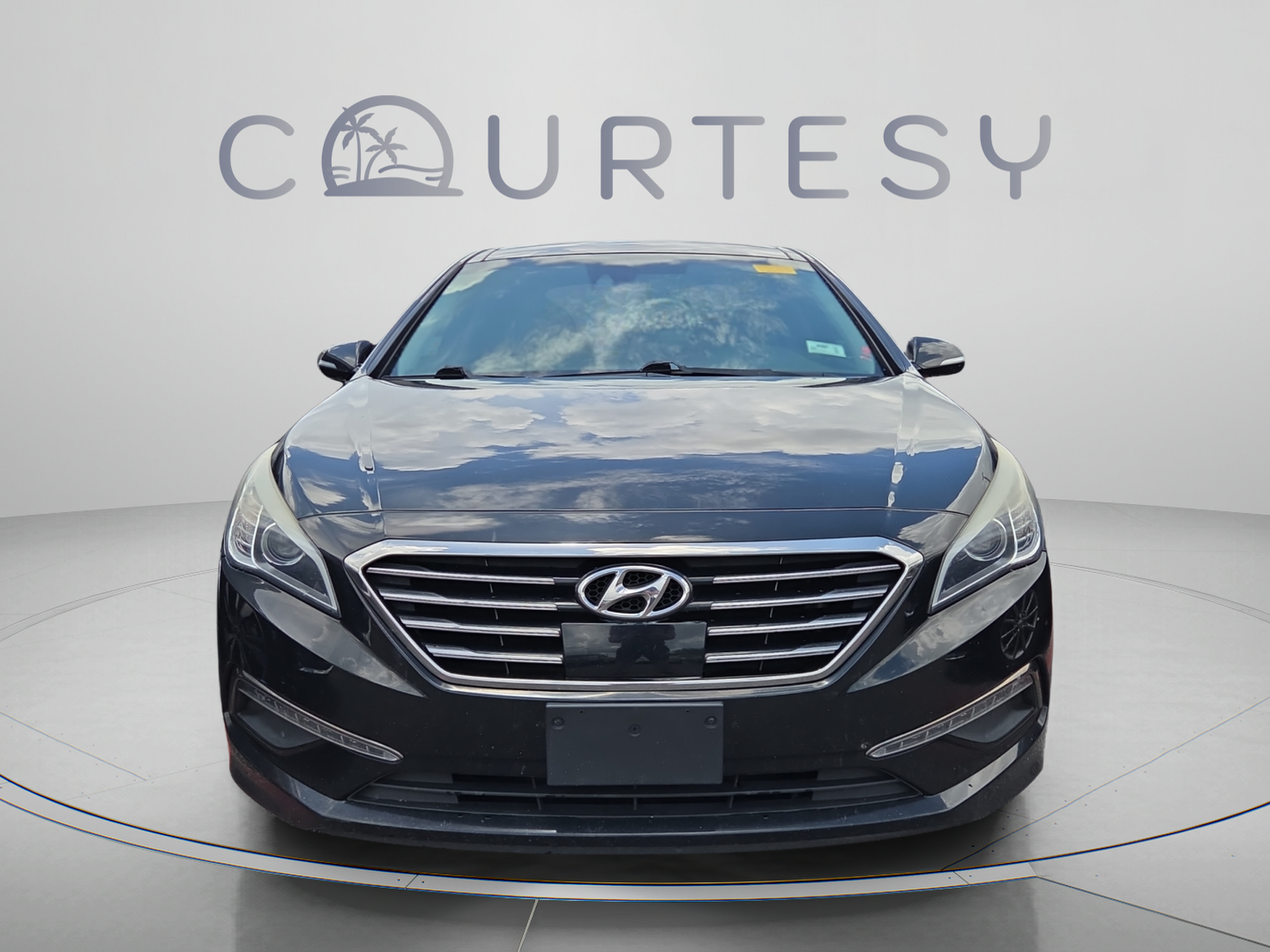 Used 2015 Hyundai Sonata Limited w/ Option Group 06 FWD image 4