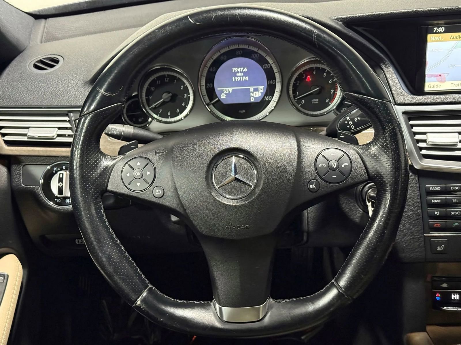 Used 2010 Mercedes-Benz E 350 E 350 4MATIC Sedan 4D image 21