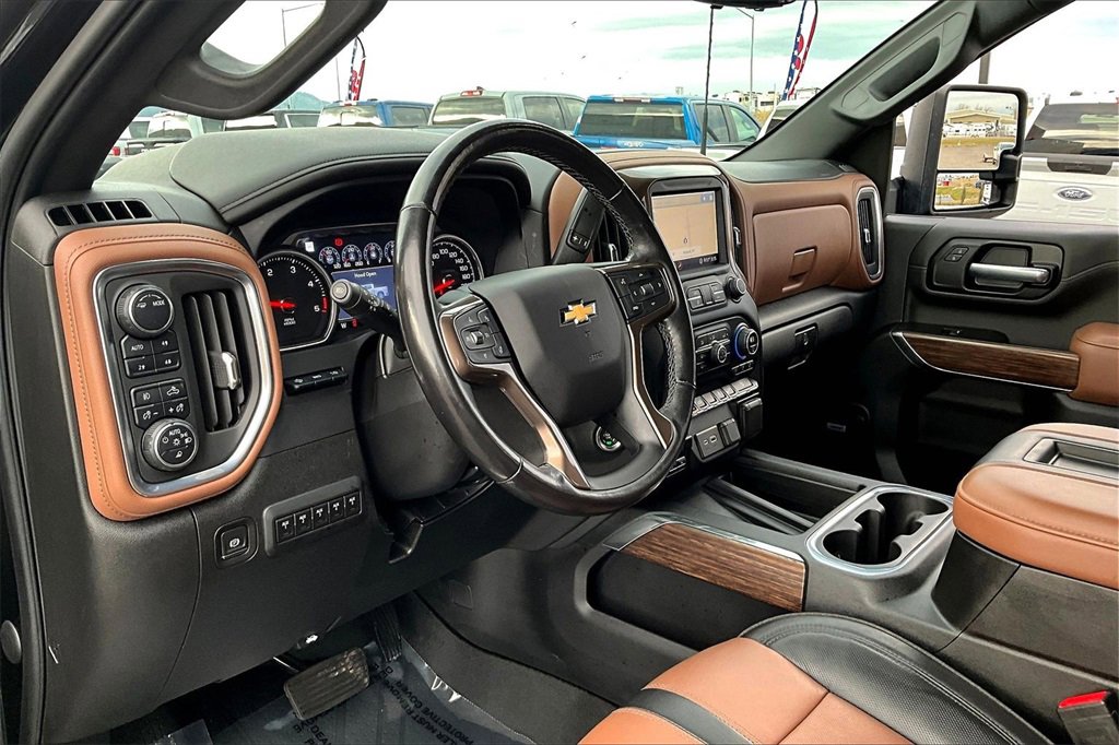 Used 2020 Chevrolet Silverado 3500 High Country w/ Z71 Off-Road Package image 14