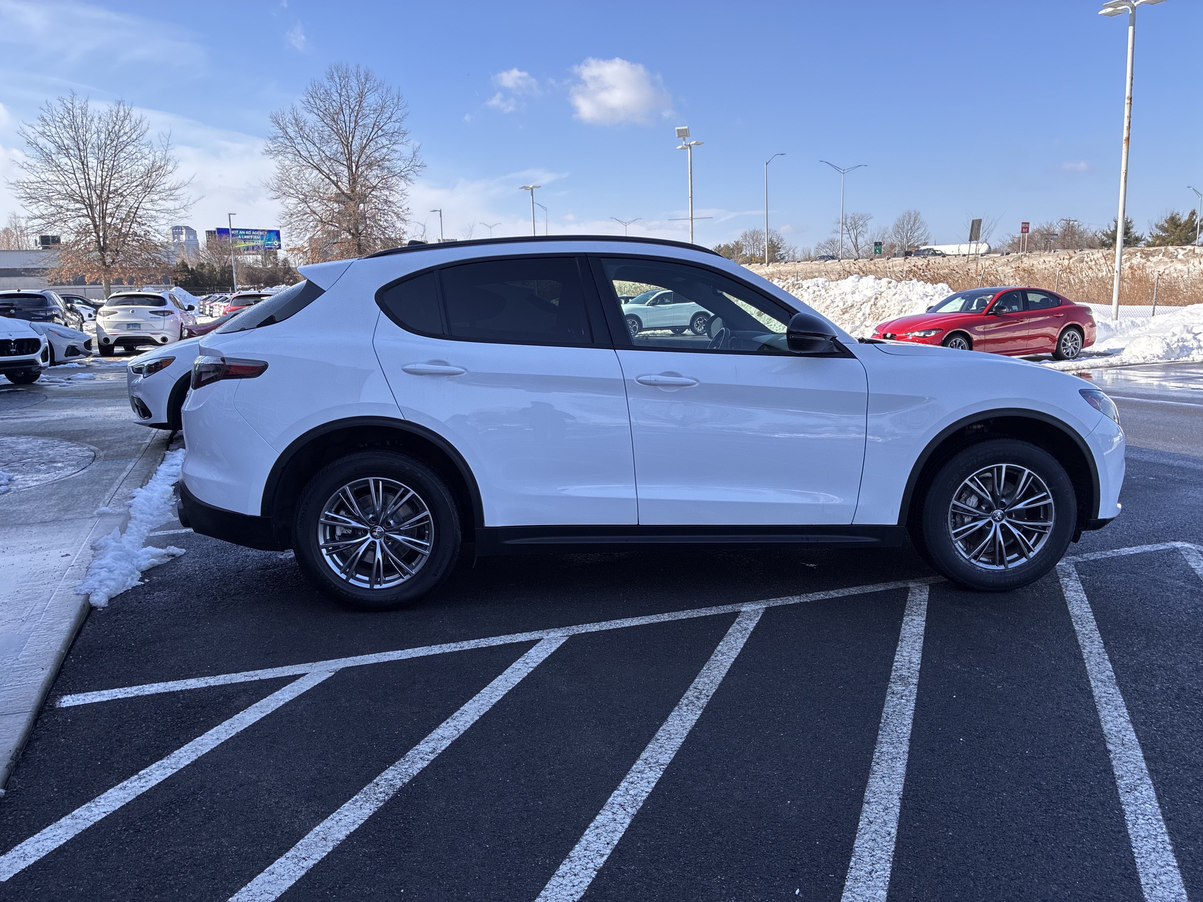 Certified 2024 Alfa Romeo Stelvio Sprint AWD/4WD image 5