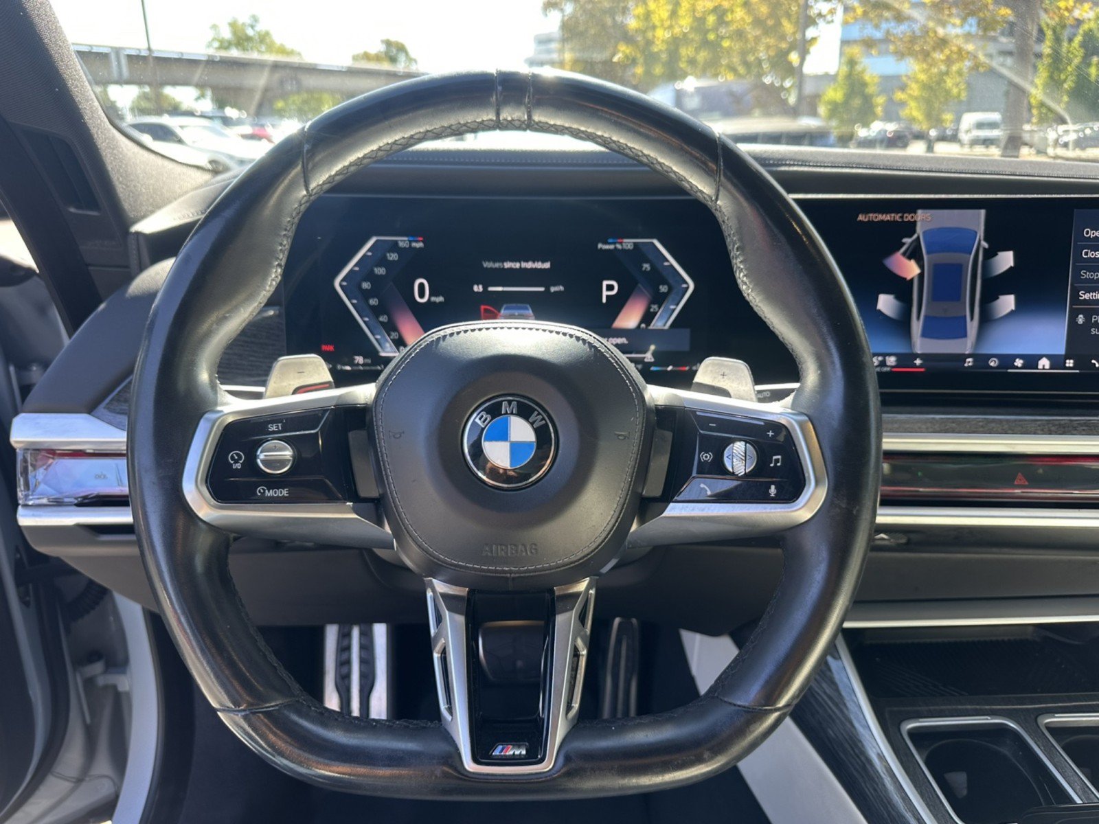Used 2023 BMW 760i xDrive w/ Luxury Rear Seating Package AWD/4WD image 14