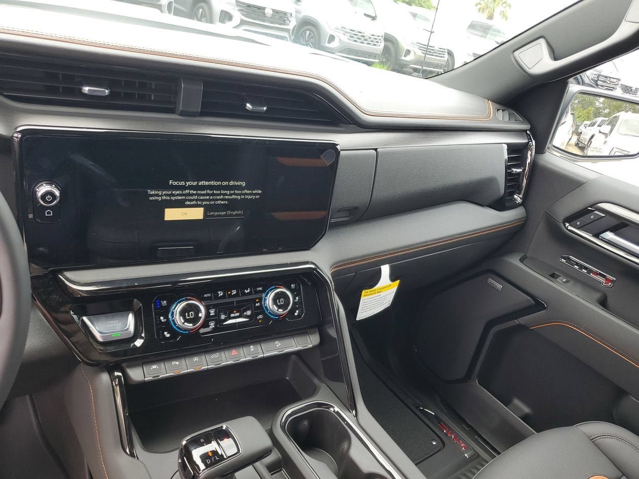 New 2026 GMC Sierra 1500 AT4 w/ AT4 Premium Package AWD/4WD image 28