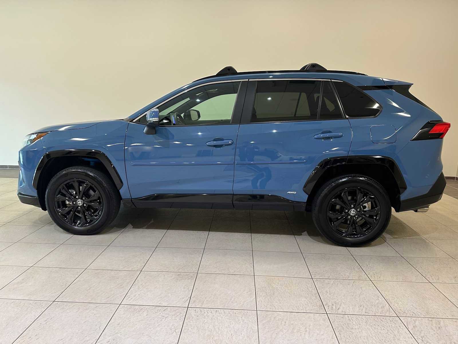 Certified 2023 Toyota RAV4 SE w/ Convenience Package image 3