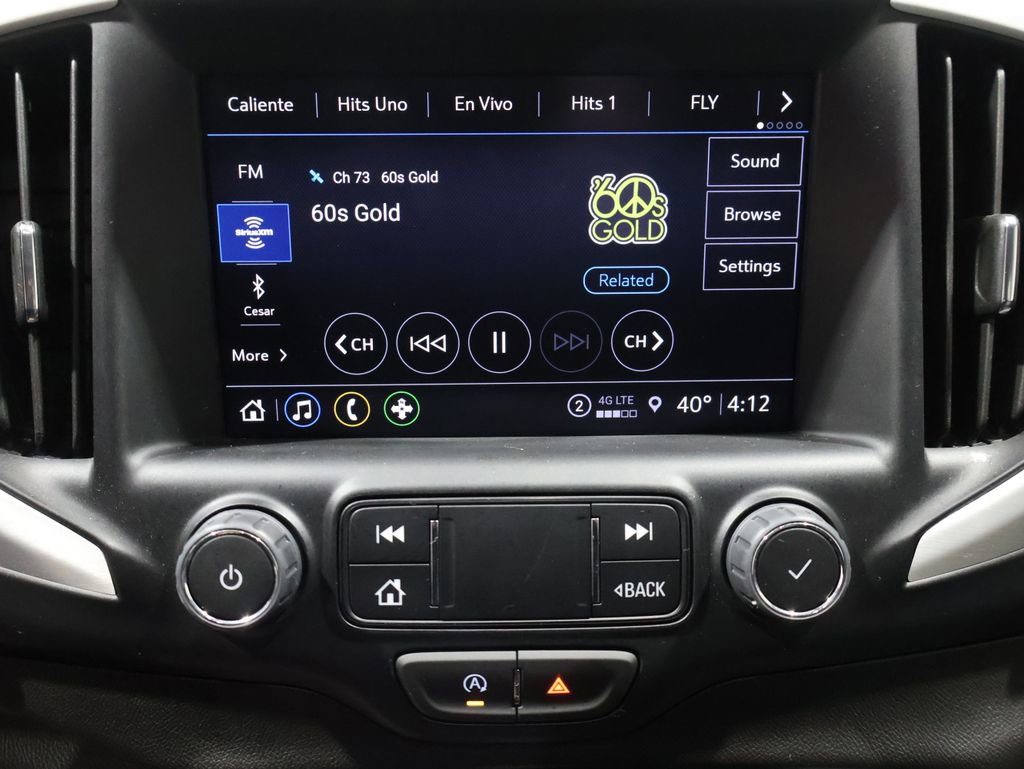 Used 2024 GMC Terrain SLT image 30