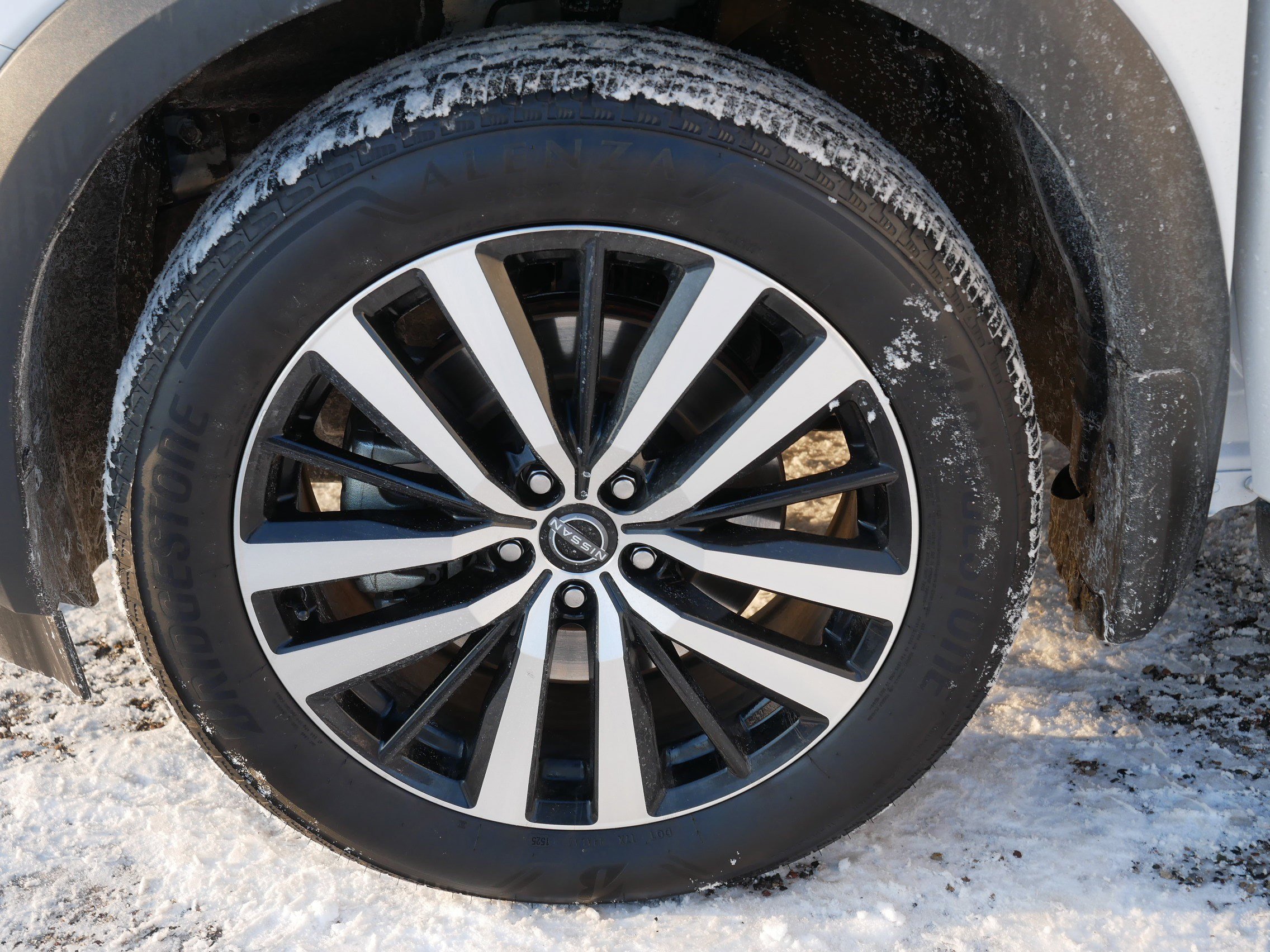 Certified 2025 Nissan Pathfinder Platinum image 15