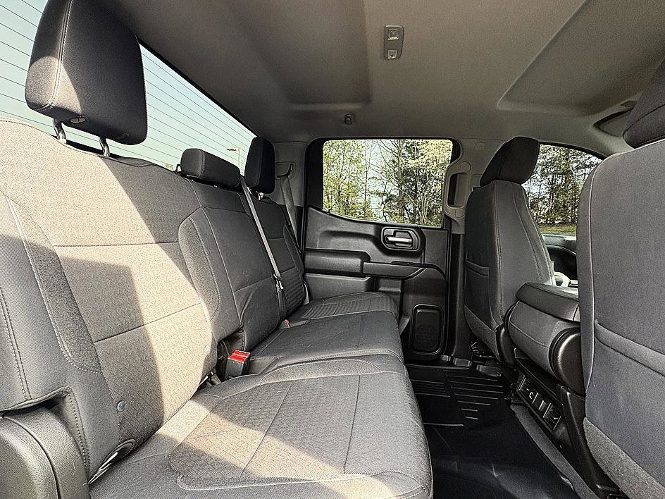 Used 2019 Chevrolet Silverado 1500 LT w/ Convenience Package image 10