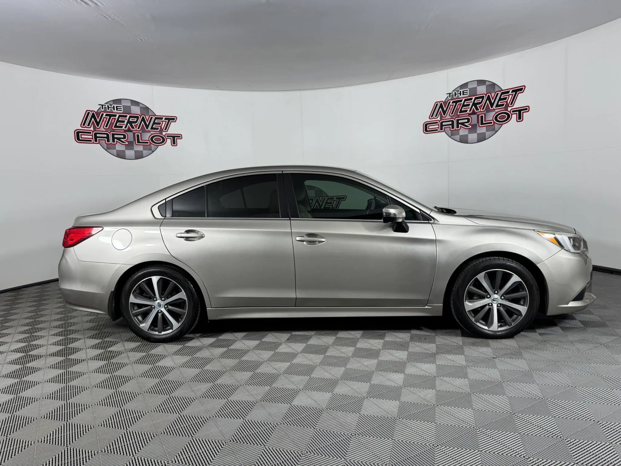 Used 2015 Subaru Legacy 2.5i Limited image 8