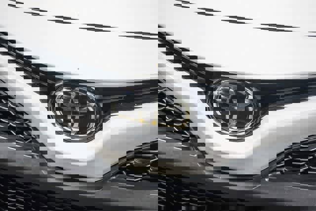 Certified 2023 Toyota Camry SE image 9