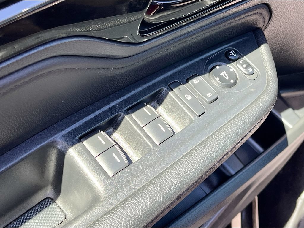 Used 2023 Honda Odyssey Elite image 18