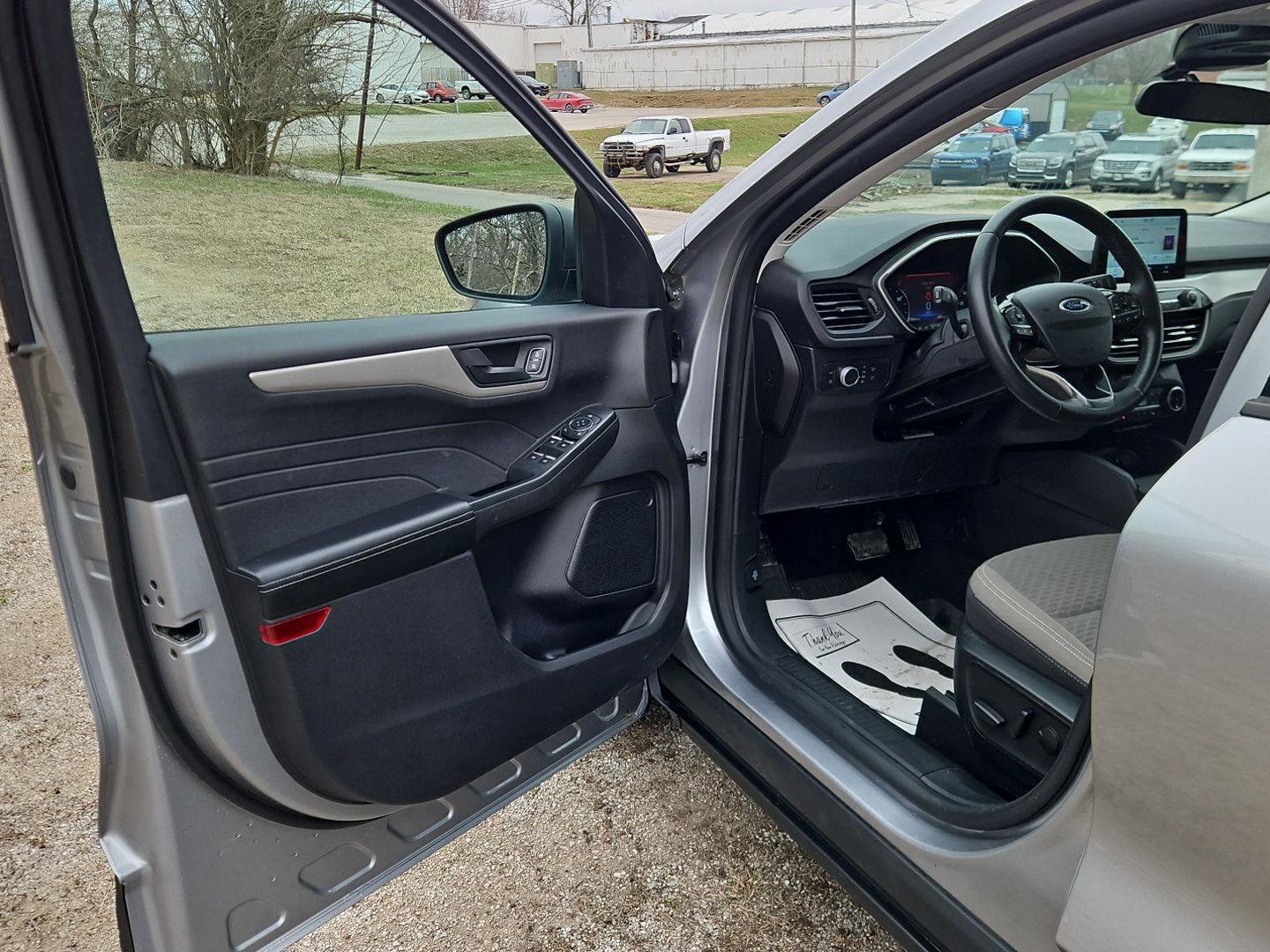 Used 2022 Ford Escape SE w/ Convenience Package image 12