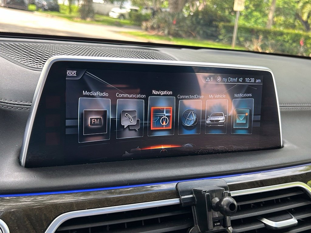 Used 2016 BMW 740i RWD image 29