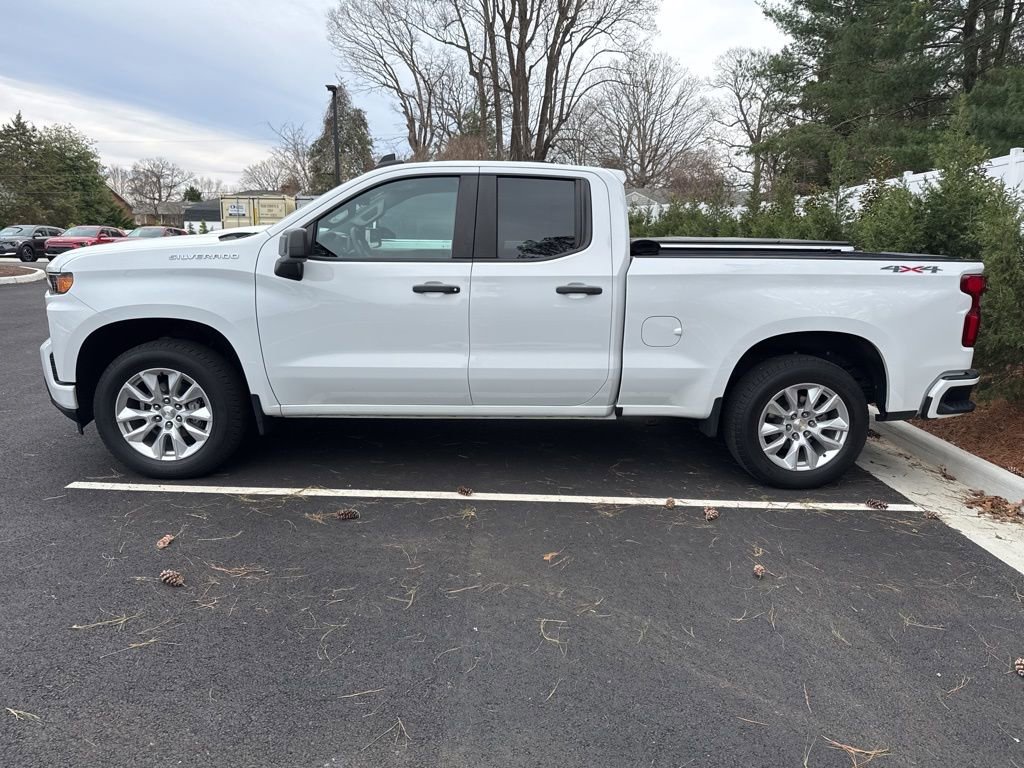Used 2021 Chevrolet Silverado 1500 Custom image 6