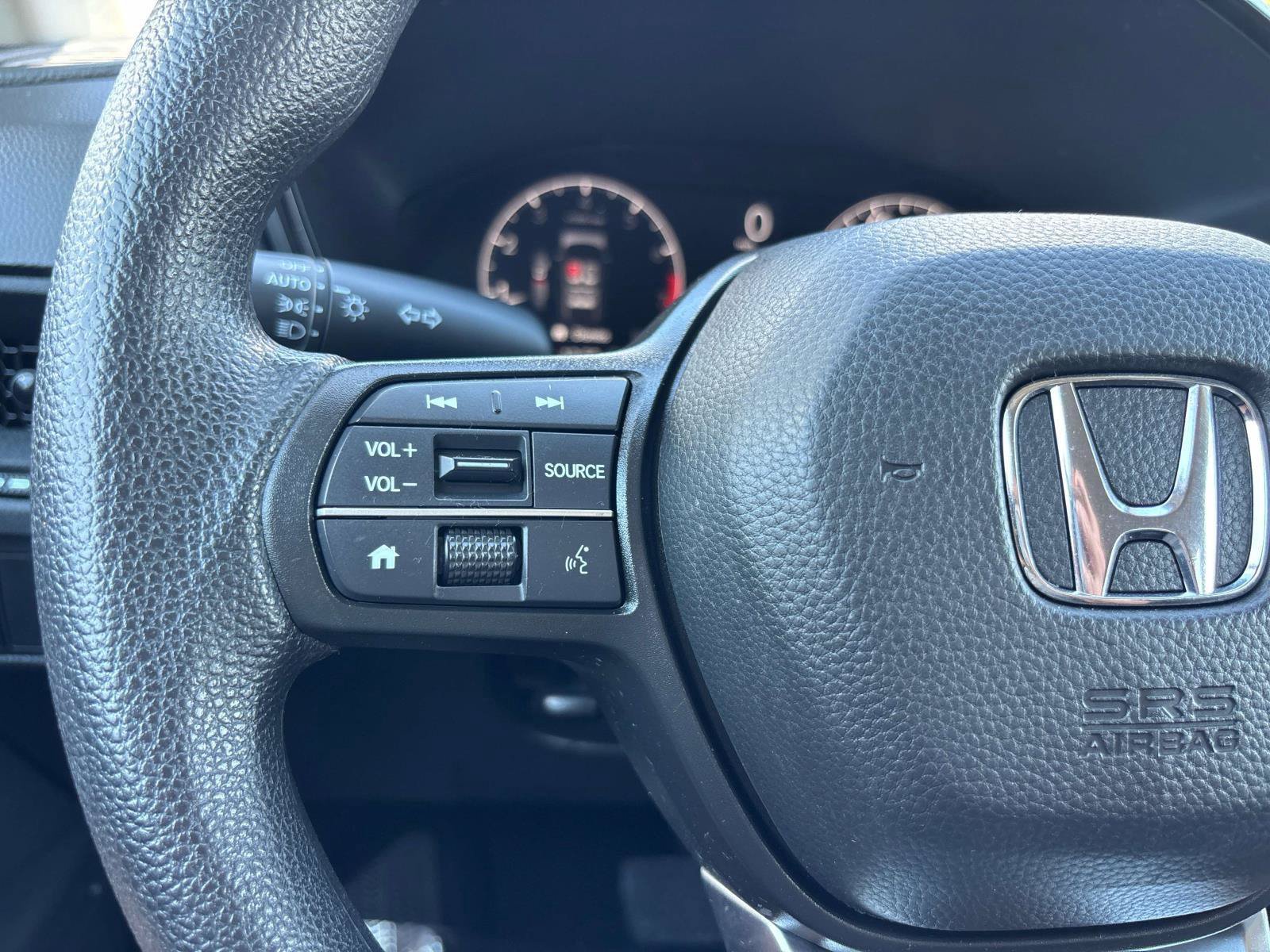 Used 2025 Honda CR-V LX image 17