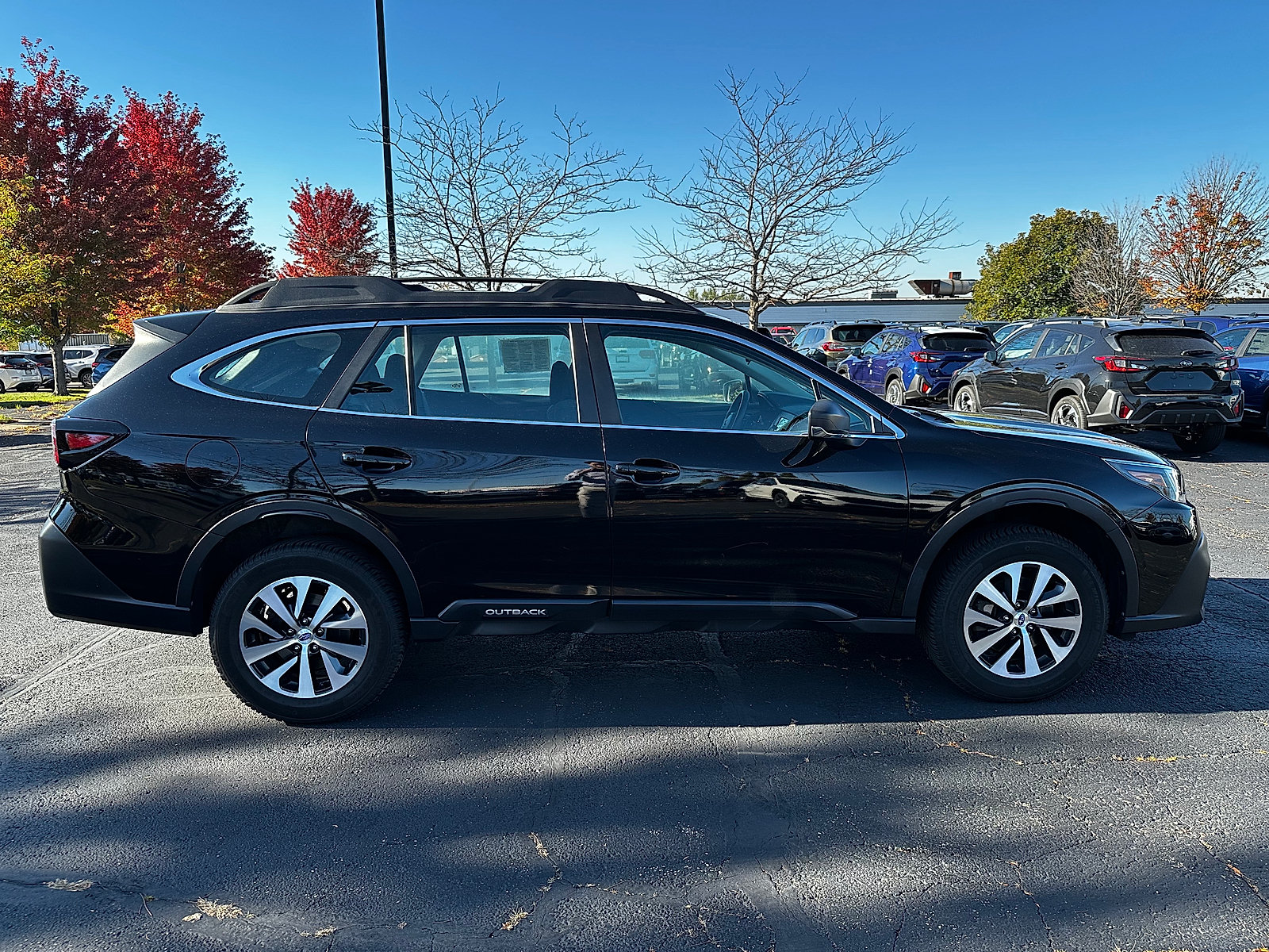 Used 2020 Subaru Outback AWD/4WD image 2