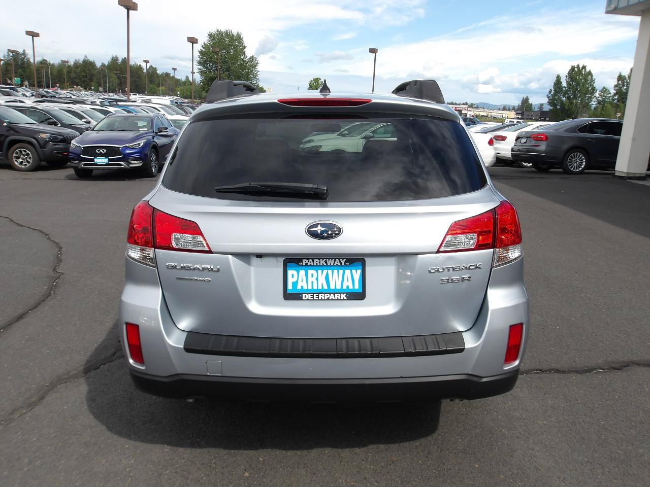 Used 2014 Subaru Outback 3.6R Limited w/ Moonroof Package AWD/4WD image 4