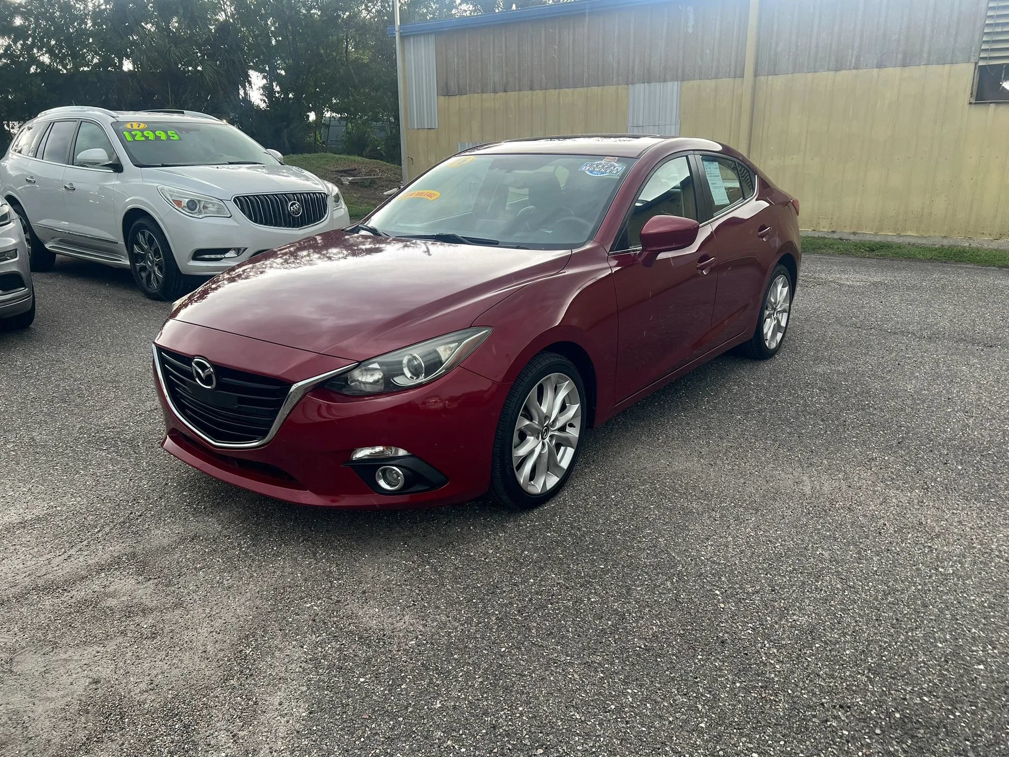 Used 2016 MAZDA MAZDA3 s Touring FWD image 2