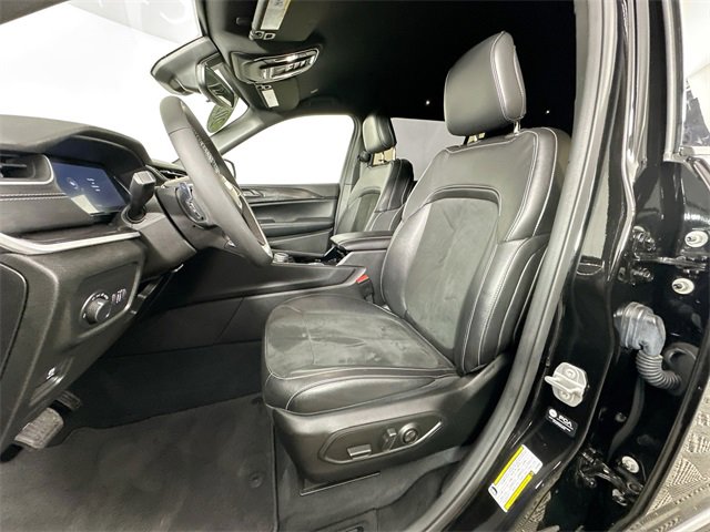 Used 2023 Jeep Grand Cherokee L Laredo image 19