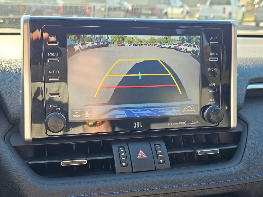 Used 2019 Toyota RAV4 XSE AWD/4WD image 16