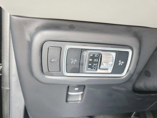 Used 2024 Lincoln Nautilus Reserve w/ Equipment Group 203A AWD/4WD image 28