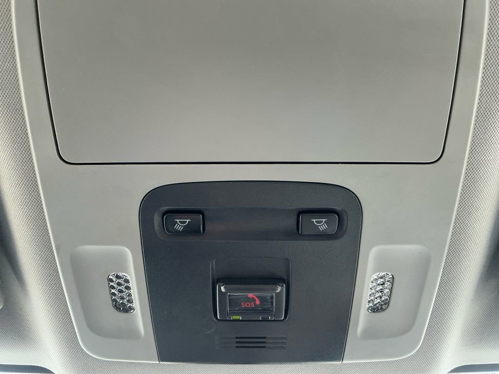 Used 2024 Toyota Camry SE image 25