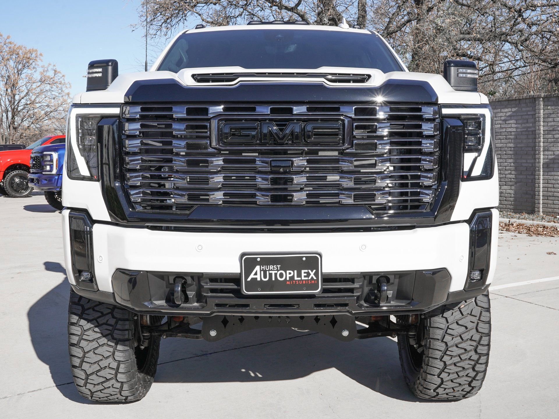 Used 2025 GMC Sierra 3500 Denali Ultimate AWD/4WD image 3