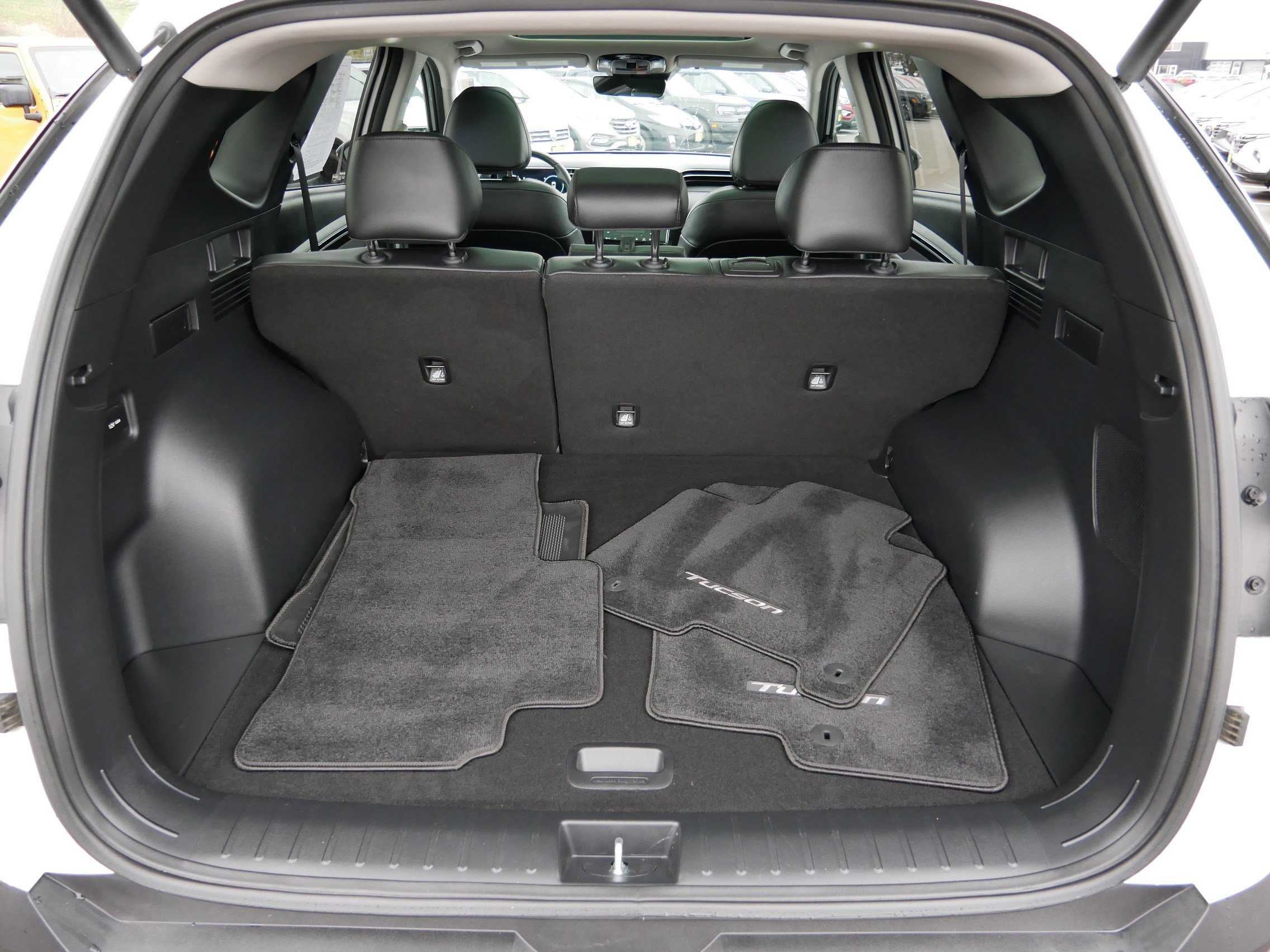 Certified 2024 Hyundai Tucson Limited AWD/4WD image 18