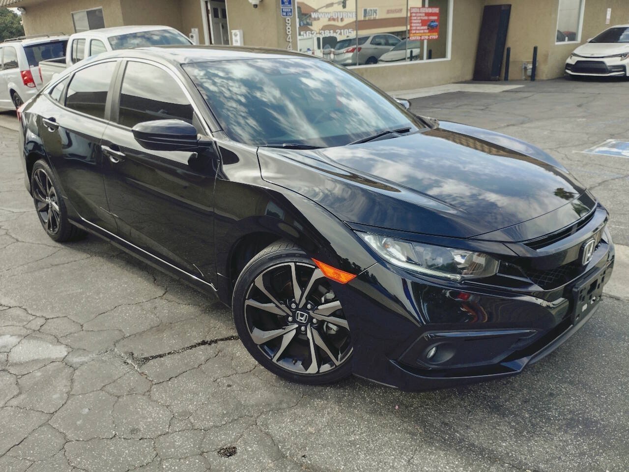 Used 2021 Honda Civic Sport image 2