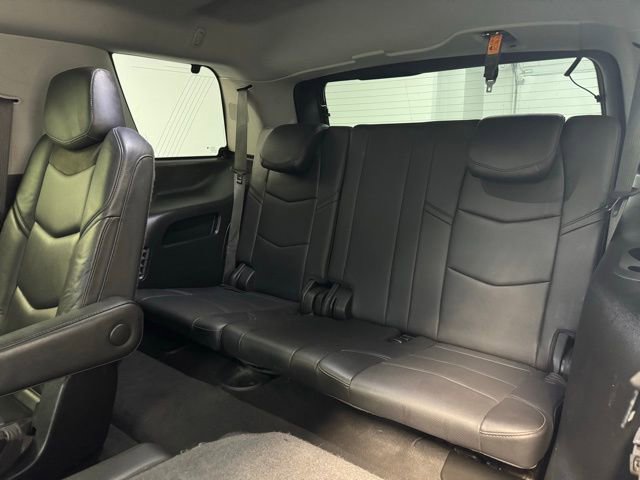 Used 2019 Cadillac Escalade Premium Luxury AWD/4WD image 27