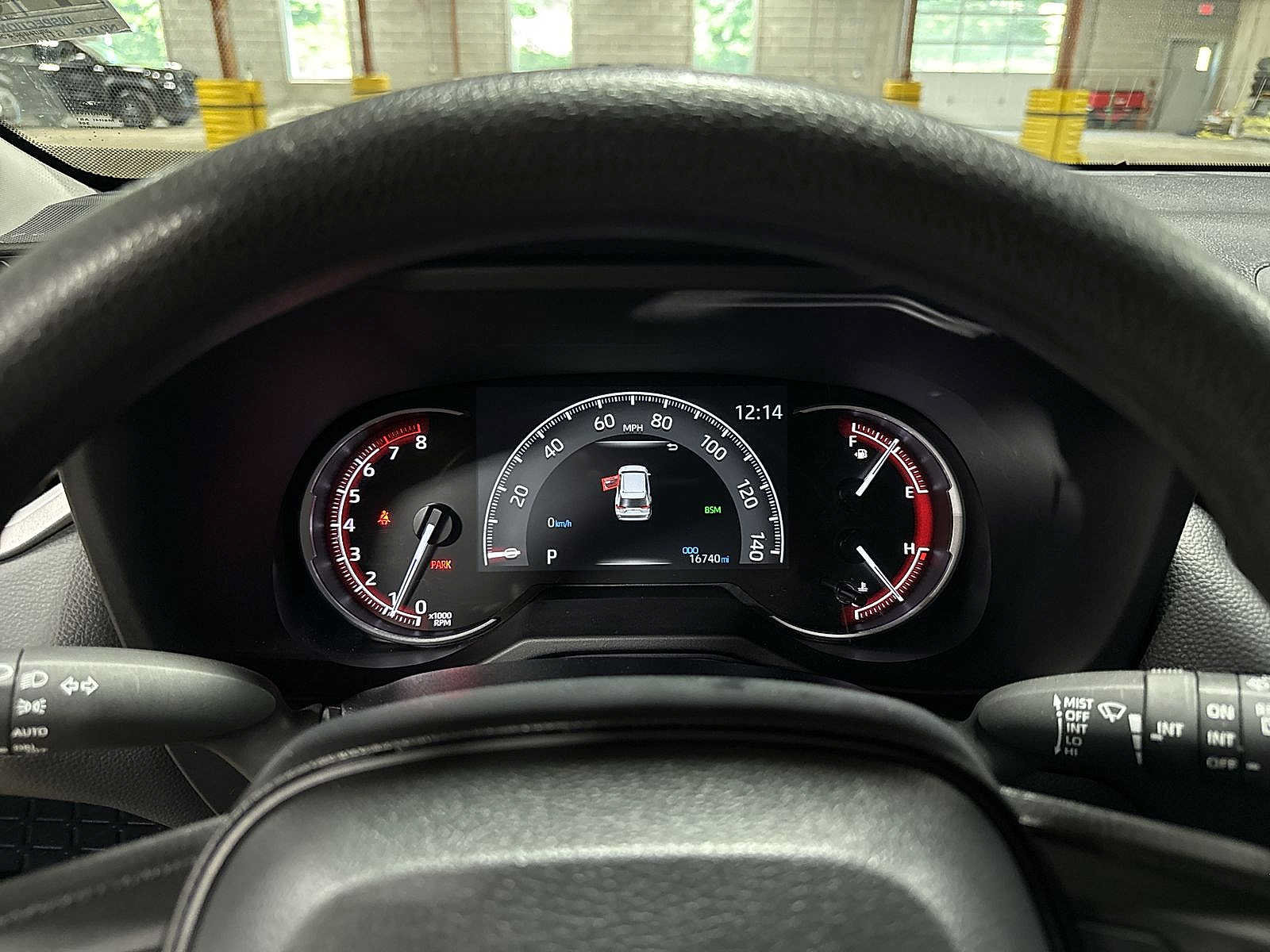 Certified 2025 Toyota RAV4 XLE AWD/4WD image 32