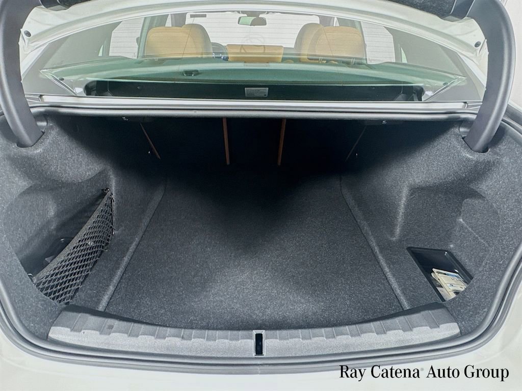 Used 2025 BMW 330i xDrive Sedan w/ Convenience Package image 27