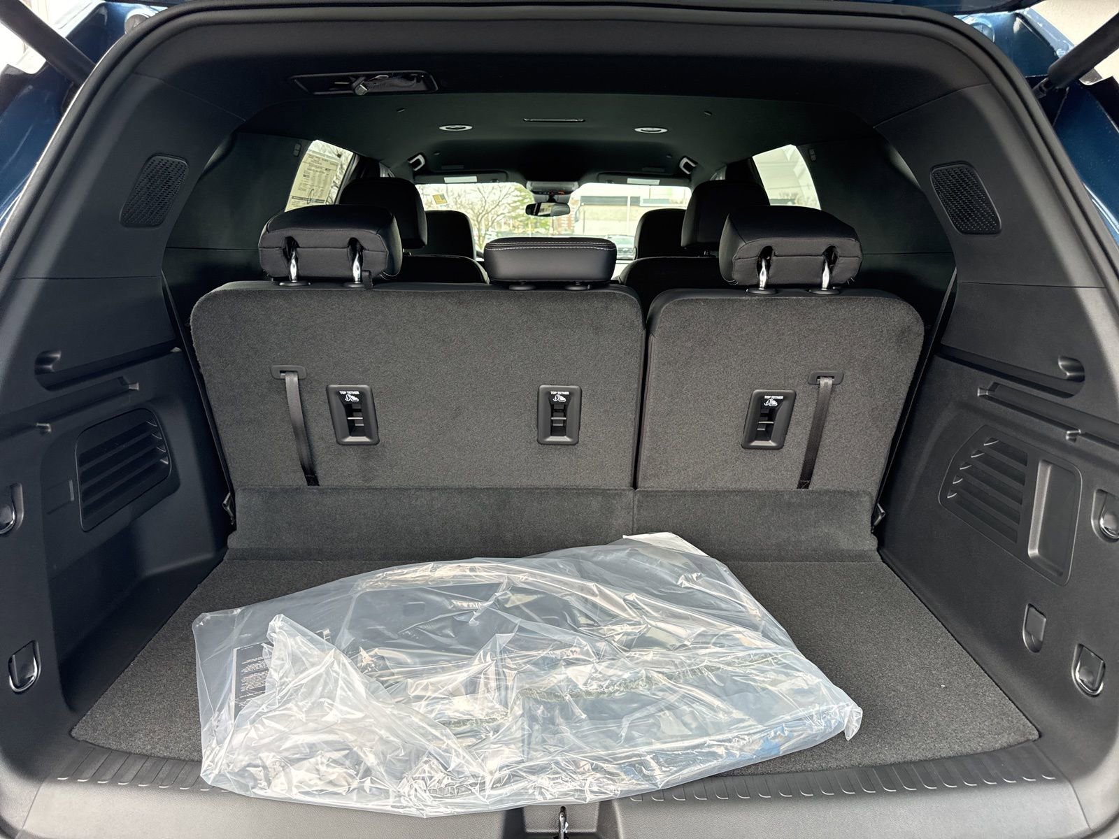 New 2026 Chevrolet Traverse LT AWD/4WD image 11