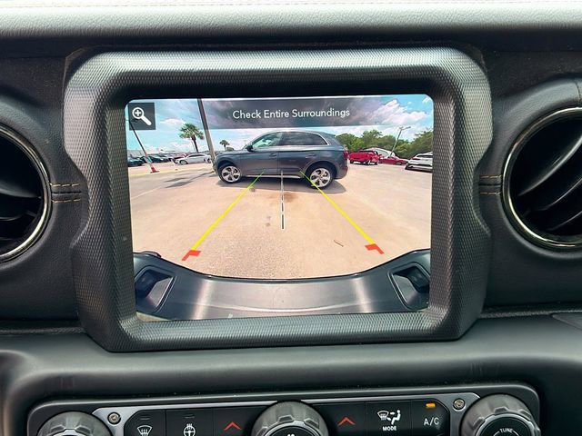 Used 2021 Jeep Gladiator Overland AWD/4WD image 30