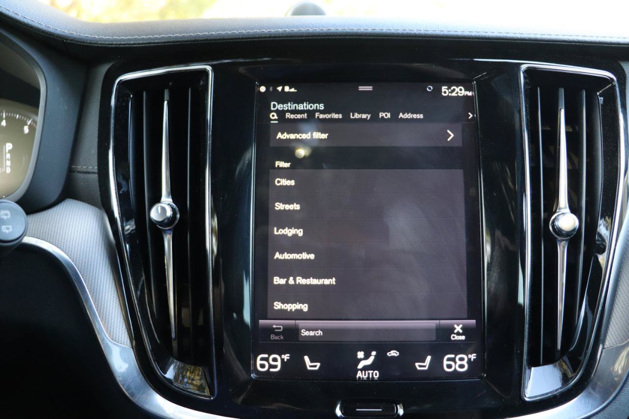 Used 2019 Volvo V60 T5 Cross Country AWD/4WD image 16